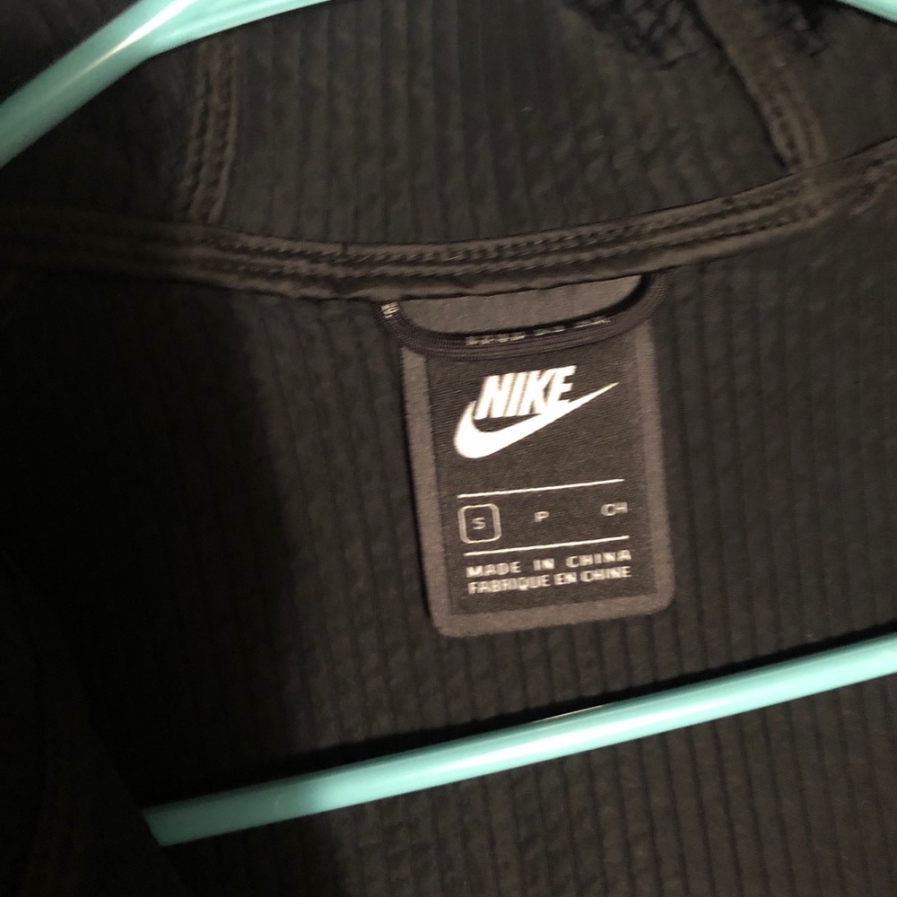 Nike Jacket - Picture 5 of 7
